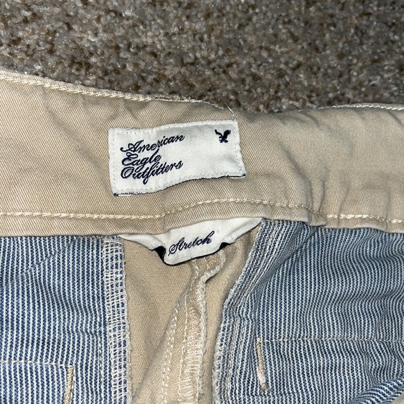 American Eagle Outfitters- khaki - size 2 - Picture 2 of 6